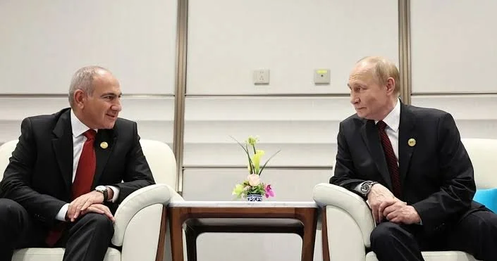 Putinlə Paşinyanın görüşü gərgin keçəcək