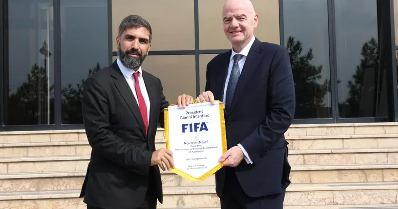 FIFA prezidentinə U 15 Dünya Çempionatına hazırlıq barədə məlumat verilib FOTO
