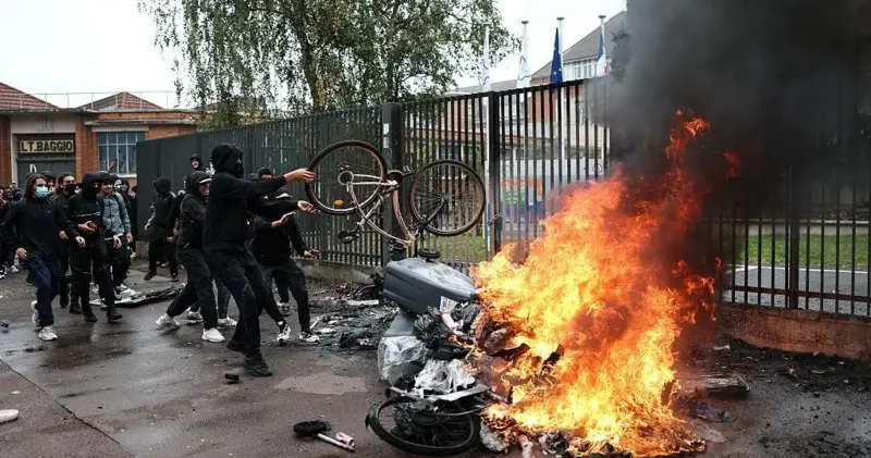 Франция бастует: массовые протесты парализовали страну Minval Politika