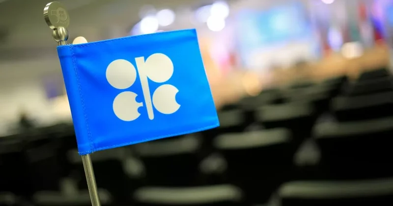 Bloomberg: страны ОПЕК+ могут сохранить квоты на добычу нефти