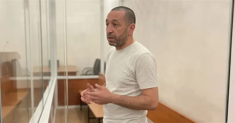 Увидел, что жена привела в порядок брови, и избил : В Азербайджане ревнивый муж устроил расправу над супругой