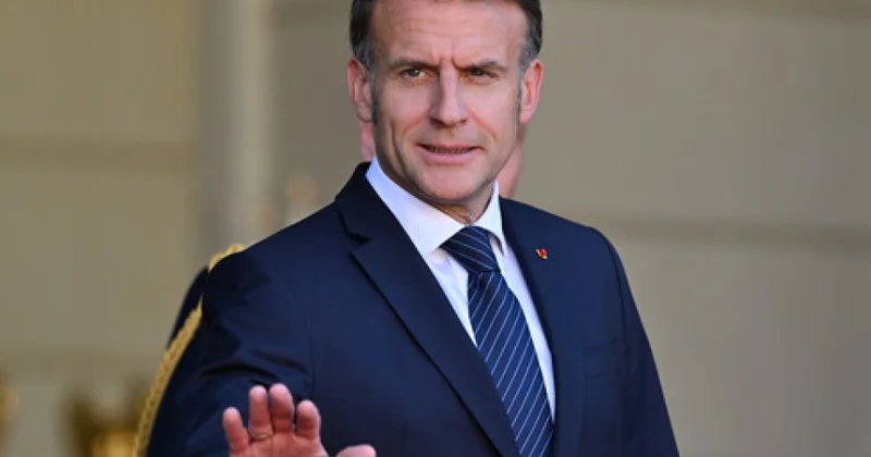Makronun nüfuzu azalıb