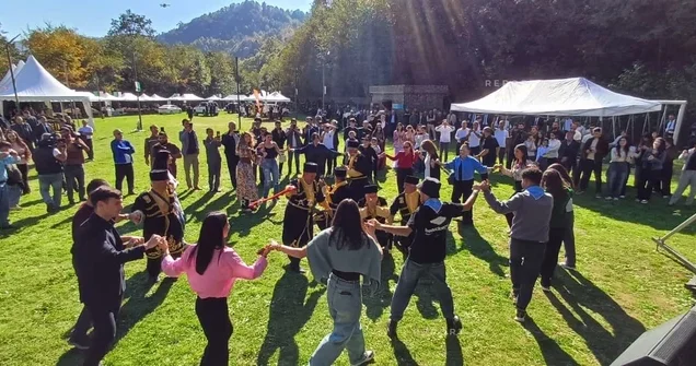 Биоразнообразие, традиции и туризм: в Лерике прошел первый экофестиваль