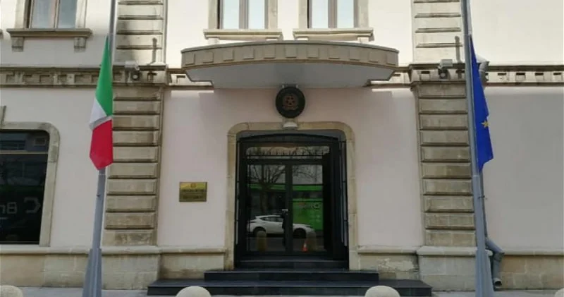 Bu ölkənin Cənubi Qafqazdakı yeganə səfirliyi Azərbaycandadır