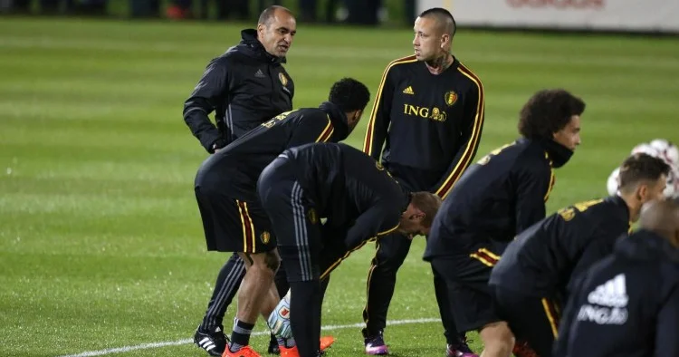 Daha yaxşı baş məşqçimiz olsaydı, kuboklar qazana bilərdik