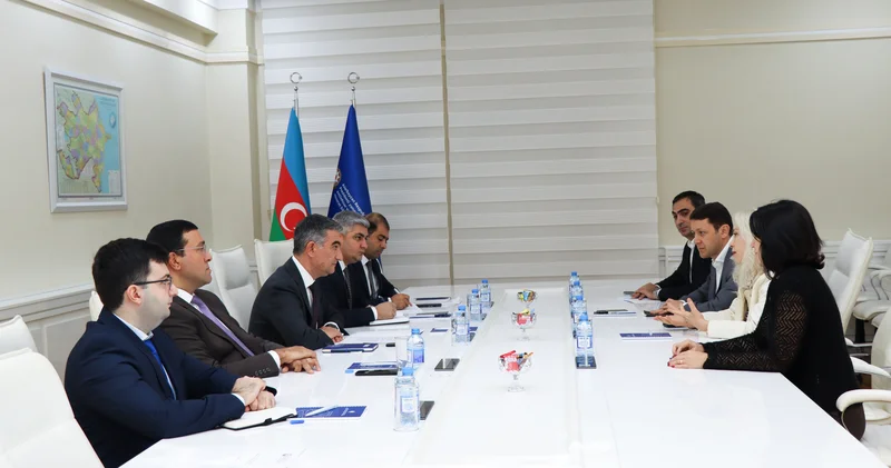 Alkoqolsuz içkilər bazarı müzakirə olunub