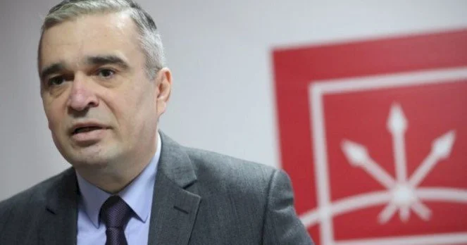 Ramiz Mehdiyevin siyahısında 42 deputatın adı var İDDİA