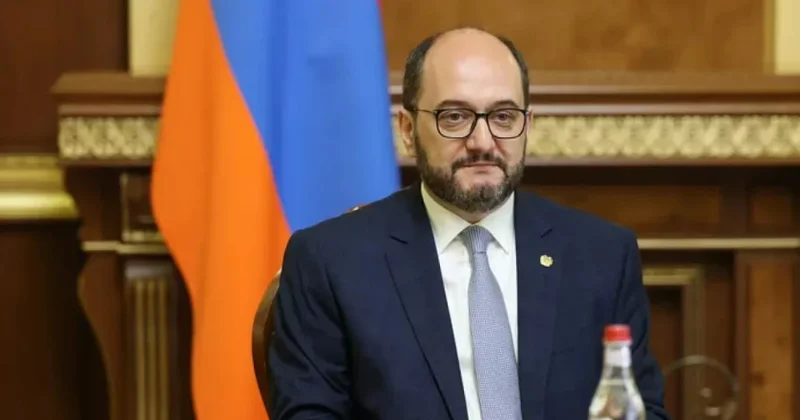 Paşinyanın aparat rəhbəri: Bakı və İrəvan arasında intensiv təmaslar gedir