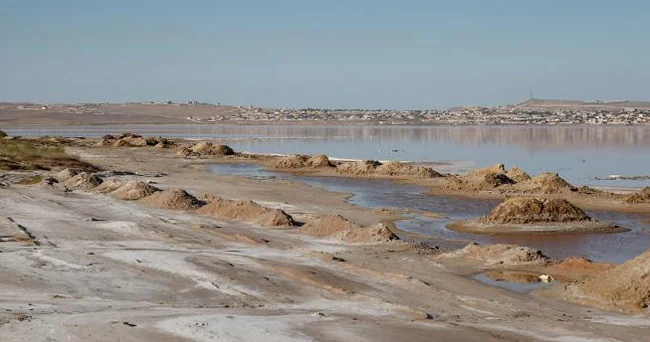 İstehlak etdiyimiz duzların əsas mənbəyi olan göllər kanalizasiya suları ilə çirklənməyə məruz qalır Video