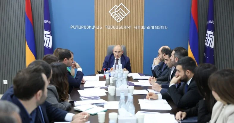 Paşinyanın seçki qərargahı yaradılıb, tərkibi təsdqilənib