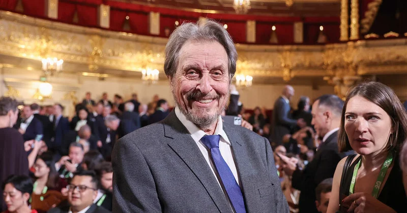 İlon Maskın atası Moskvadan danışdı KONKRET