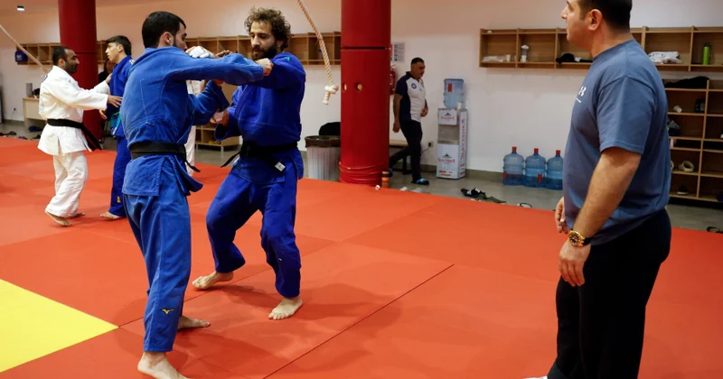 Paracüdoçular Olimpiya çempionları ilə birlikdə məşqlərə başlayıb