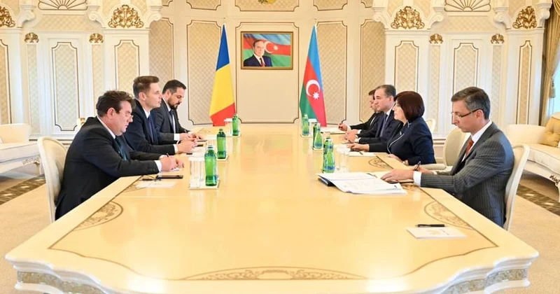 Sahibə Qafarova rumıniyalı həmkarı ilə görüşüb FOTO