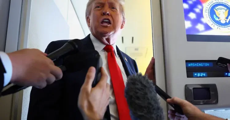 İsrail HƏMAS atəşi açarsa, Qəzzaya zərbə endirmək hüququna malikdir Tramp