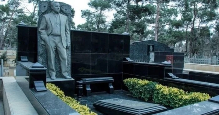 Bu kəndə bahalı baş daşları qoymaq QADAĞAN EDİLDİ Digər bölgələrdə də oxşar addım ATILACAQ?