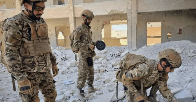 Трое военнослужащих сирийской армии получили ранения при обезвреживании мин в Хомсе и Хаме