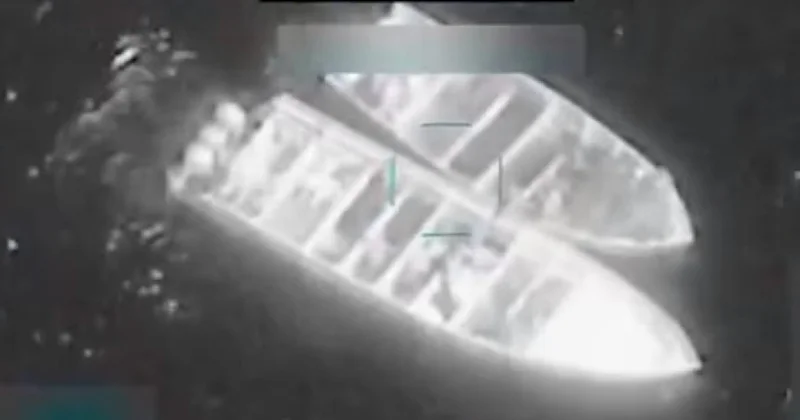 ABŞ 4 gəmini bombaladı