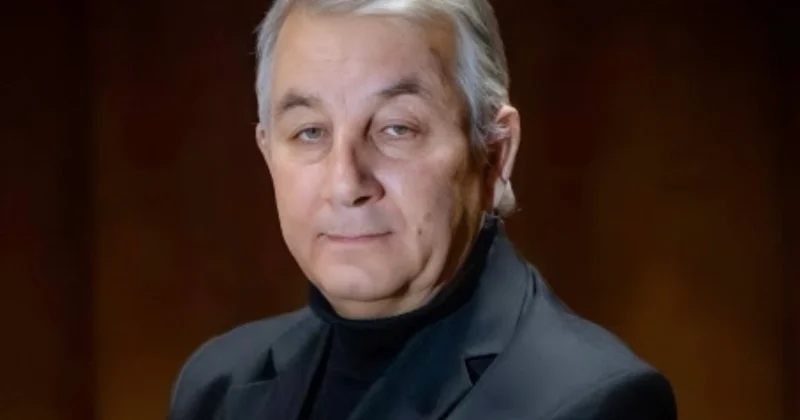 Azərbaycanda əməkdar artist işdən çıxarıldı FOTO