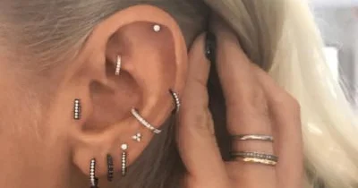 Dəb, yoxsa sağlamlıq? Pirsinqlərin yaratdığı təhlükə Həkimdən xəbərdarlıq