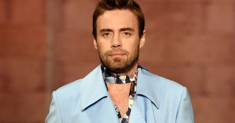 Müğənni 12 ci dəfə burun əməliyyatı etdirəcək