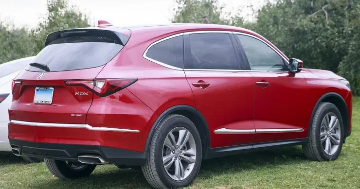 Nadir hallarda təmirə ehtiyacı olan Yaponiya avtomobili