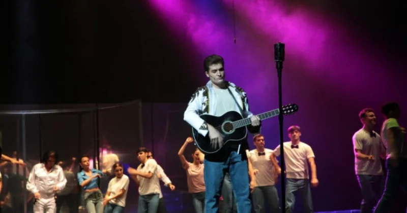 Bakıda “Rok n roll kralı”nın mahnılarından ibarət müzikl təqdim edilib