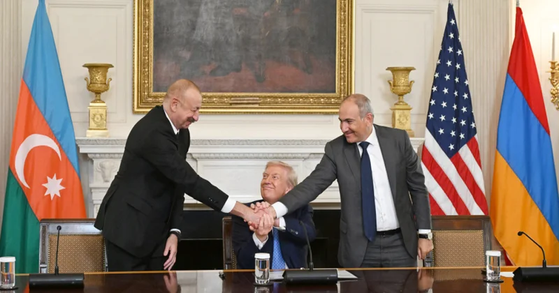 Tramp Vaşinqton razılaşmasından sonra Putinin ona zəng vurduğunu bildirib: Dedi ki, bu, heyrətamizdir