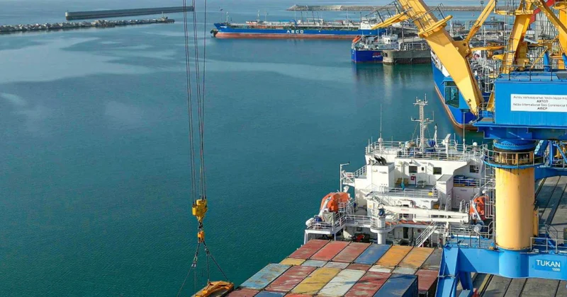 Qazaxıstan ərazisindən tranzit yüklərin həcmi 25,8 milyon tona çatıb