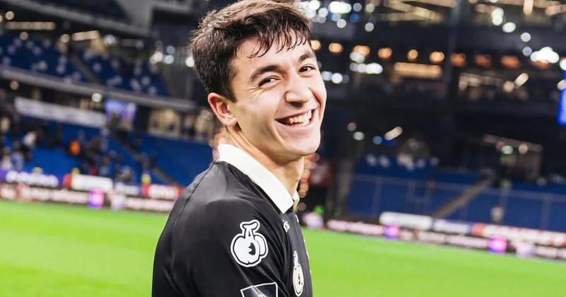 AFFA nın hədəfində olan futbolçu Rusiya millisinə dəvət aldı