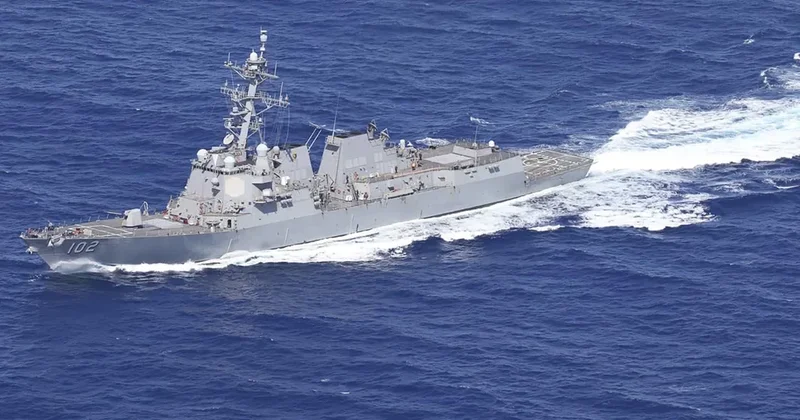 ВМС Мексики ищут выживших после удара США по лодкам с наркоторговцами