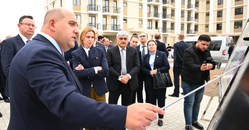 Azərbaycan və Belarusun Baş nazirlərinin müavinləri Ağdamda tikinti işləri ilə tanış olublar