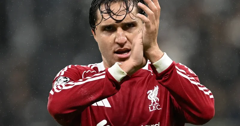 İtalyan hücumçu çətin dövrdə “Liverpul”un lideri olmağa söz verib