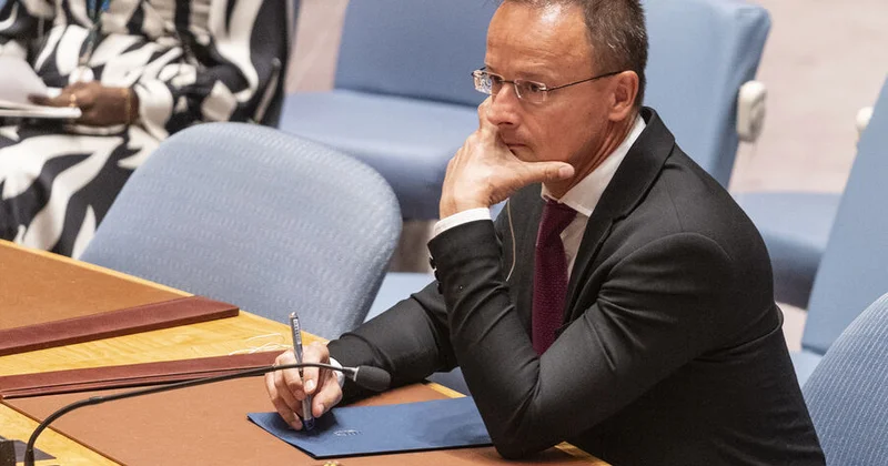 Siyarto Avropada sülhün təmin olunması üçün yeganə şərti açıqladı