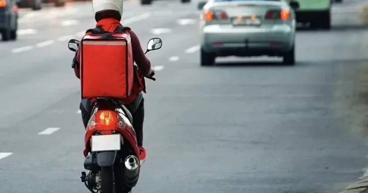 Bakıda kuryer motosiklet oğurladı: Almağa pulum yox idi