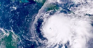 Yamayka dünyanın ən güclü fırtınasına hazırlaşır...