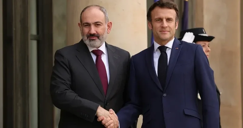 Paşinyan Fransada Makronla görüşəcək