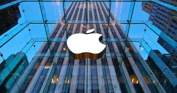 Apple düyməsiz iPhone təqdim edəcək...