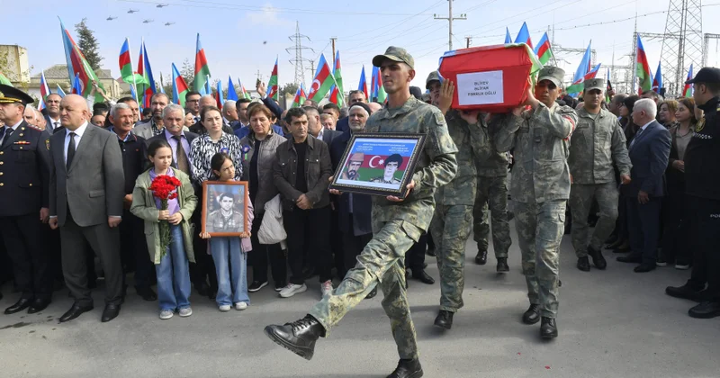 Dörd itkin şəhidi 33 ildən sonra Vətən torpağına tapşırılıb