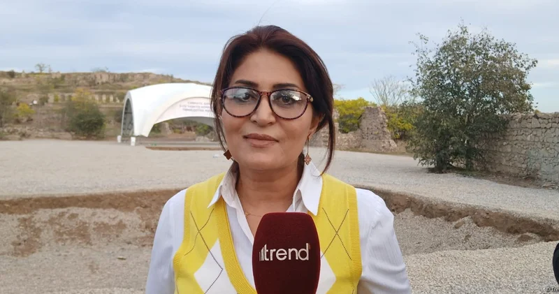 В Джебраильской городской мечети смогут молиться одновременно 615 человек