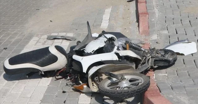 Gəncədə moped qəzaya düşdü Yaralanan var