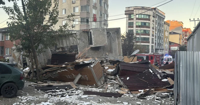 В Турции рухнул шестиэтажный дом: под завалами пять человек