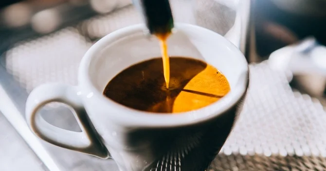 Kofe içməyə neçə yaşdan başlamaq olar?