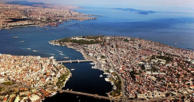 Seysmoloq xəbərdarlıq etdi: İstanbulda 7 ballıq zəlzələ...