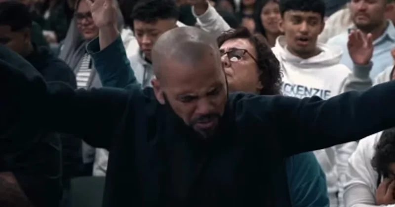 Заключил с Богом договор : легенда футбола вышел из тюрьмы и стал проповедником