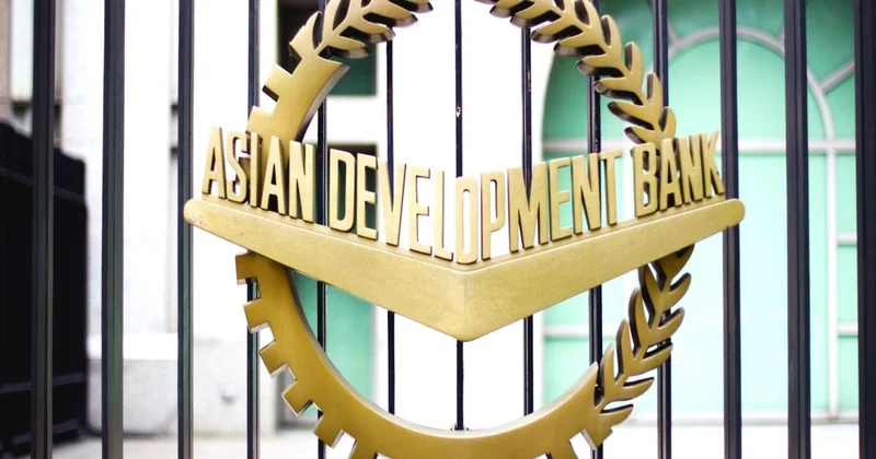 AİB indiyədək Azərbaycana 5,5 mlrd. dollar maliyyə vəsaiti ayırıb