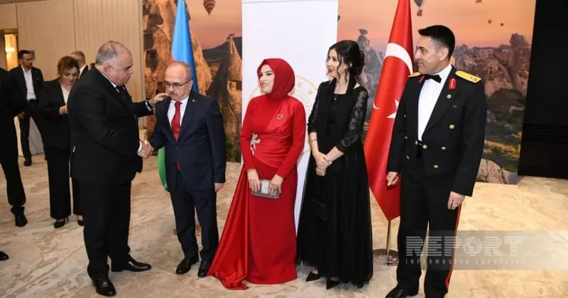 В Баку организован прием по случаю 102 й годовщины основания Турецкой Республики