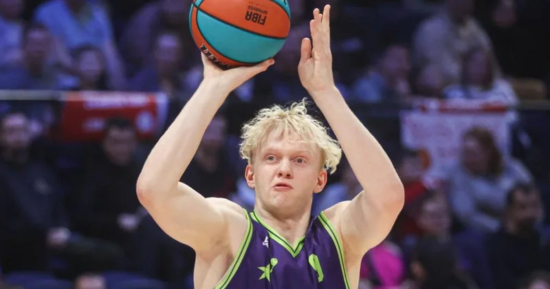 Rus basketbolçu dələduzluğa görə ABŞ yə ekstradiya olunacaq