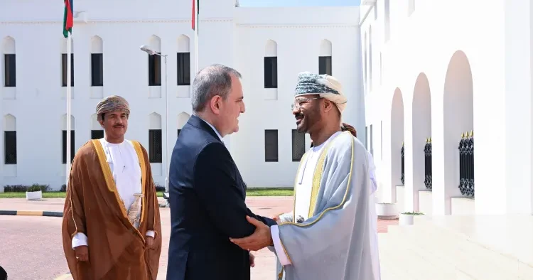 Azərbaycan və Oman xarici işlər nazirləri ikitərəfli əməkdaşlığı müzakirə etdilər FOTO YENİLƏNİB