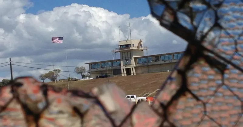 ABŞ ın Quantanamo bazasındakı hava limanı “Melissa” qasırğasına görə bağlanıb