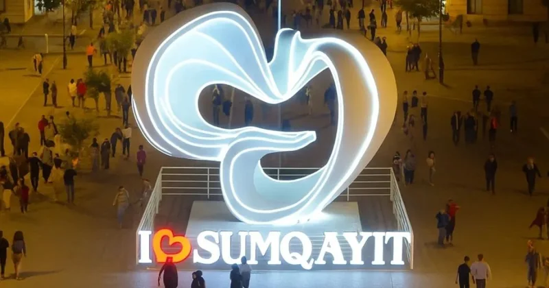 Танкер, перевозивший нефть в Индию, вернулся из за санкций. Следы ведут в Сумгаит наши подробности